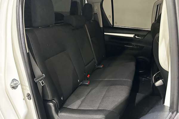 2018 Toyota Hilux SR5 GUN126R 4X4