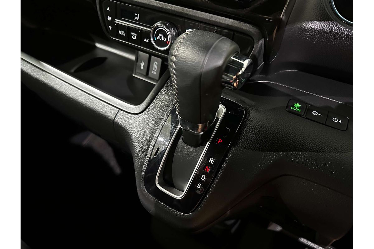 2020 Honda N-Box Custom G L Turbo Honda Sensing JF3