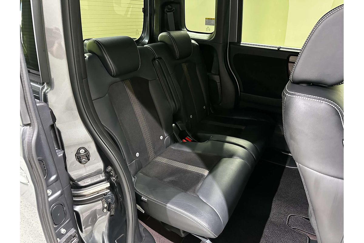 2020 Honda N-Box Custom G L Turbo Honda Sensing JF3