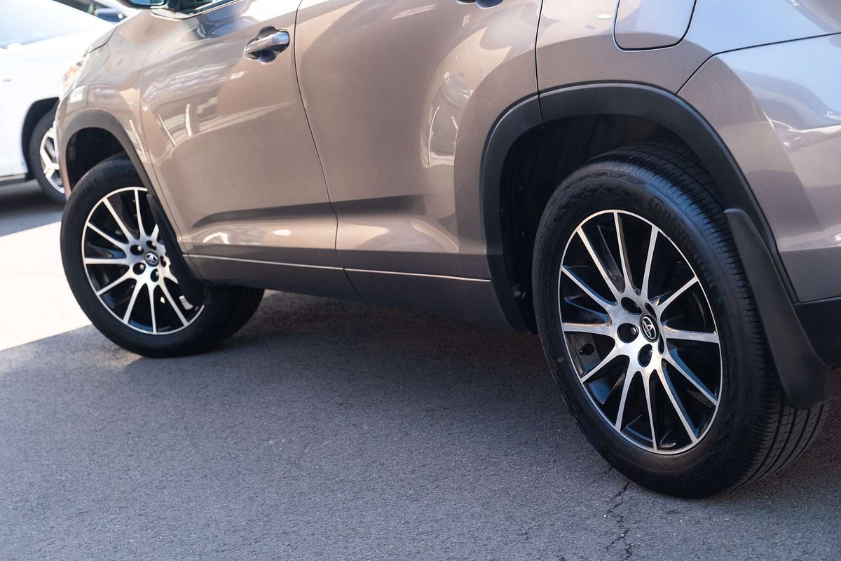 2018 Toyota Kluger Grande GSU50R