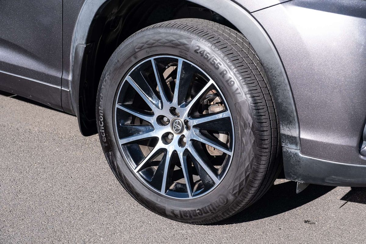 2018 Toyota Kluger Grande GSU50R