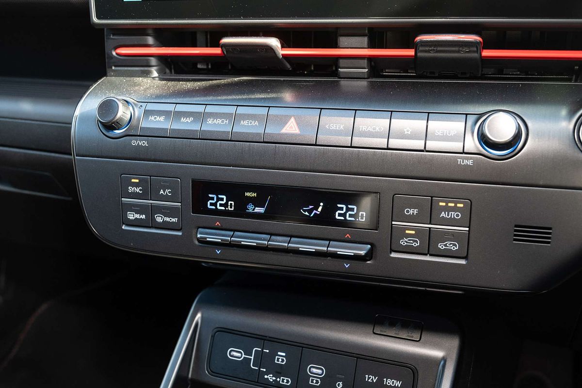 2024 Hyundai Kona Premium N Line SX2.V1