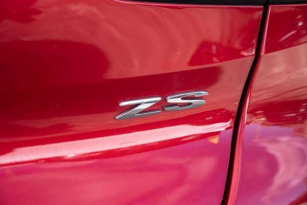 2020 MG ZS Essence AZS1