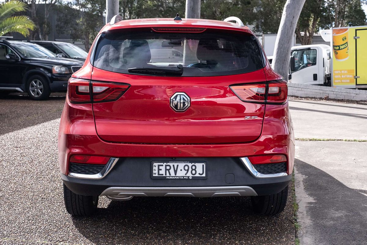 2020 MG ZS Essence AZS1