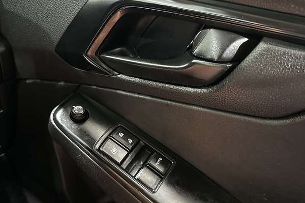 2020 Isuzu D-MAX SX High Ride  Rear Wheel Drive
