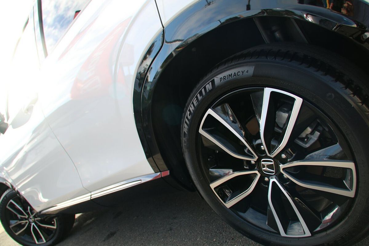 2023 Honda HR-V e:HEV L