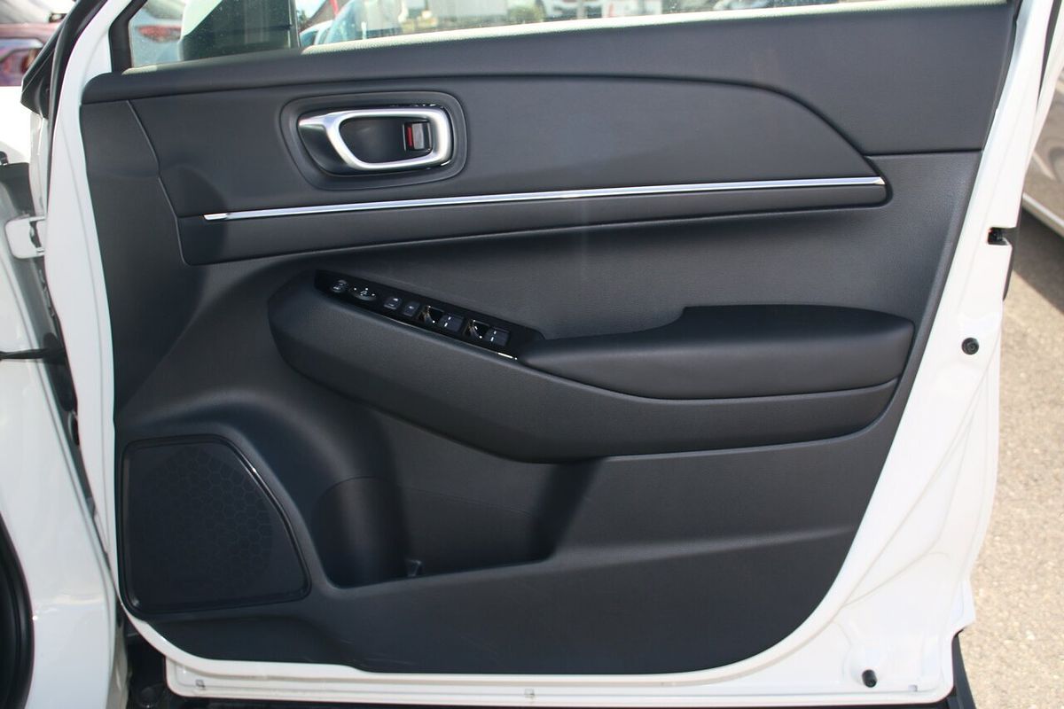 2023 Honda HR-V e:HEV L