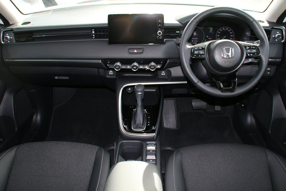 2023 Honda HR-V e:HEV L