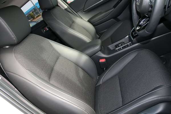 2023 Honda HR-V e:HEV L