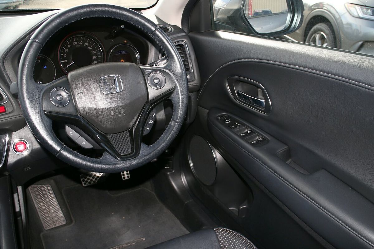 2017 Honda HR-V VTi-L