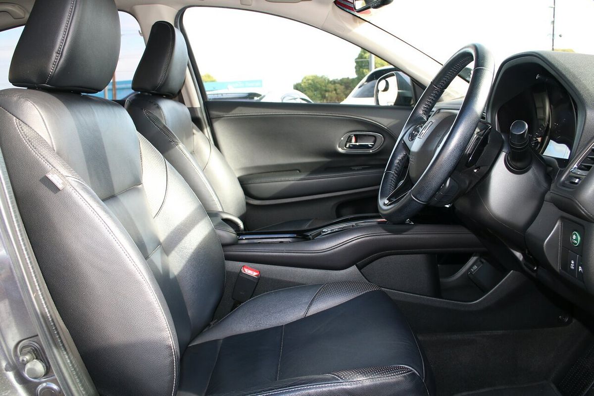 2017 Honda HR-V VTi-L