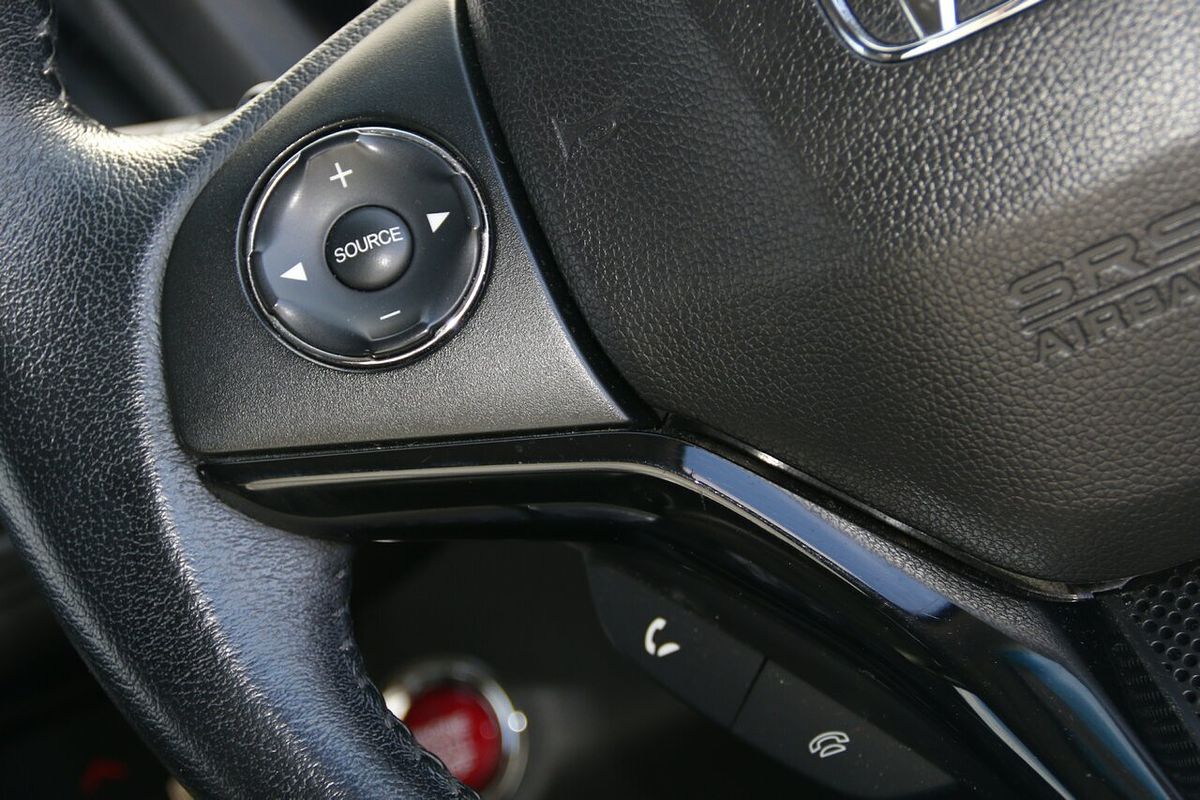 2017 Honda HR-V VTi-L
