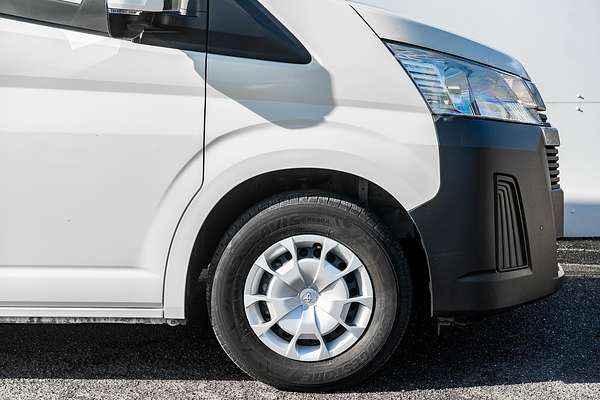 2019 Toyota Hiace Commuter GDH322R