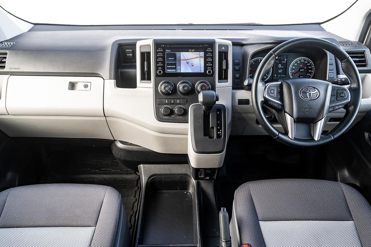 2019 Toyota Hiace Commuter GDH322R