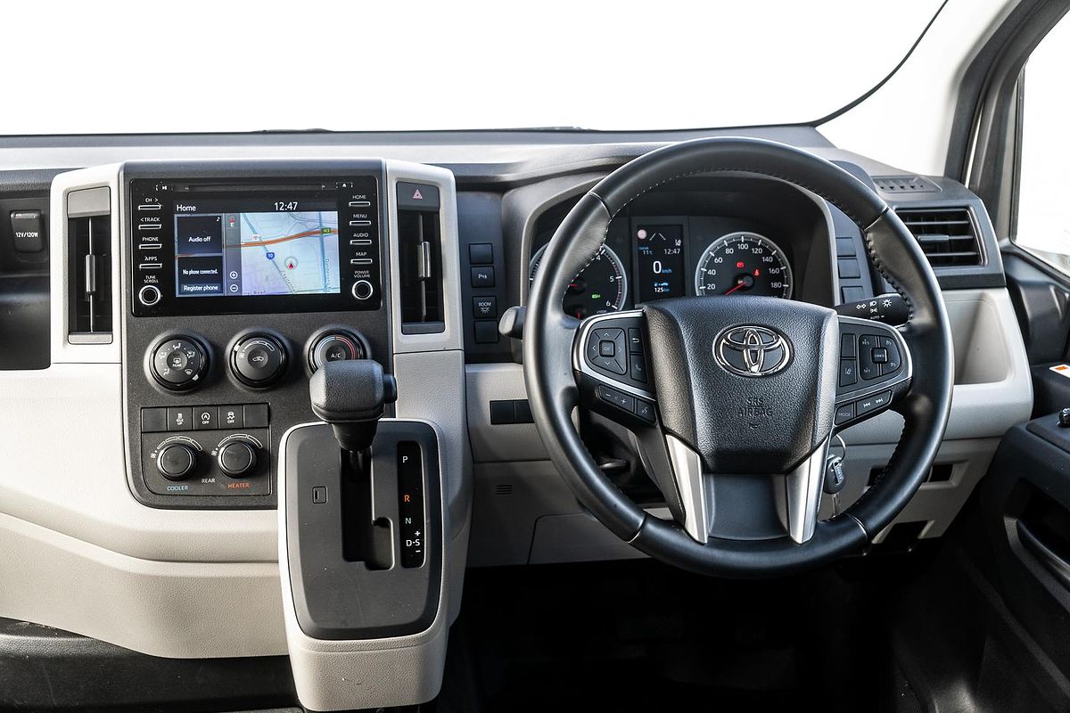 2019 Toyota Hiace Commuter GDH322R