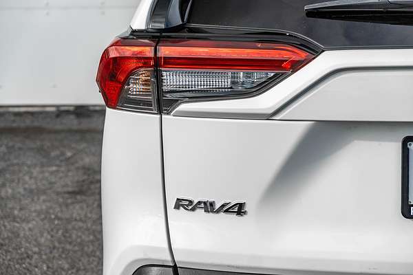 2020 Toyota RAV4 GXL AXAH52R