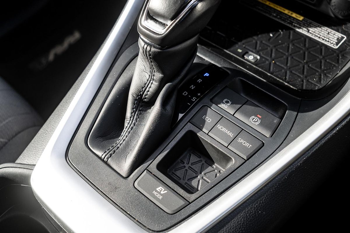 2020 Toyota RAV4 GXL AXAH52R
