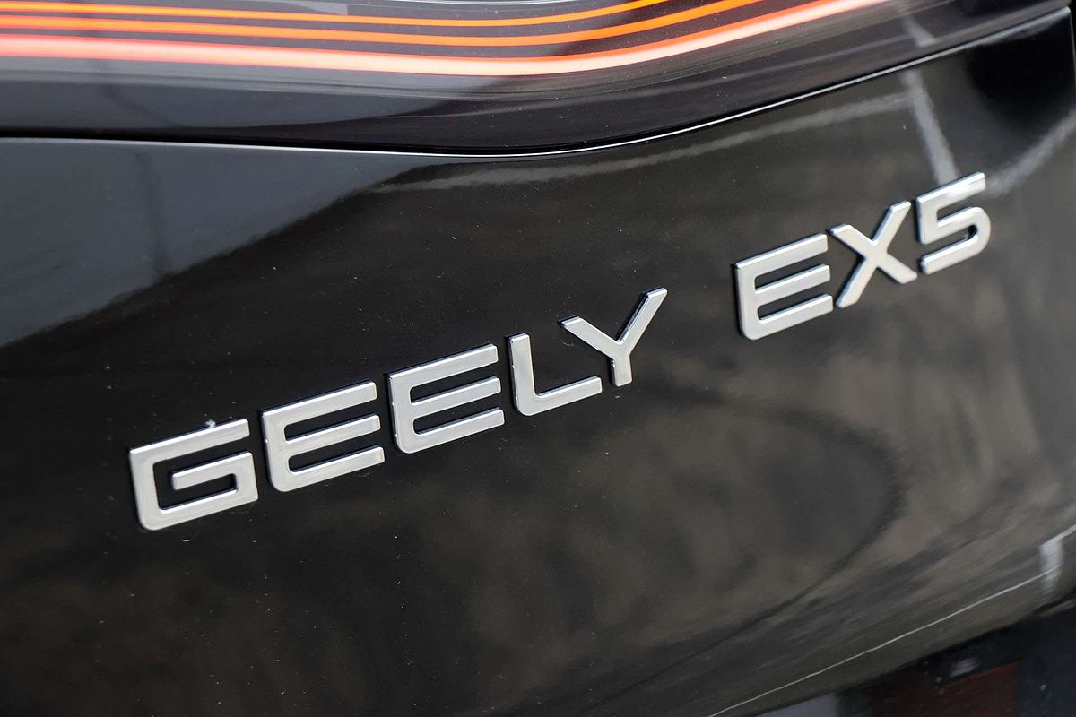 2025 Geely EX5 Inspire E245