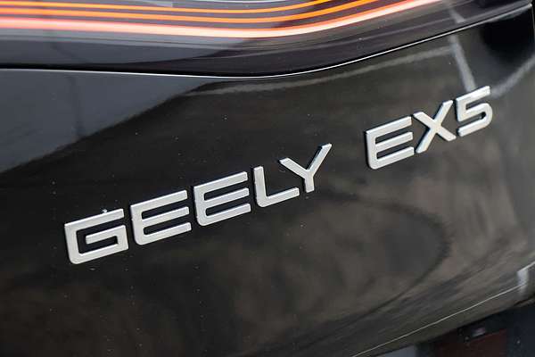 2025 Geely EX5 Inspire E245