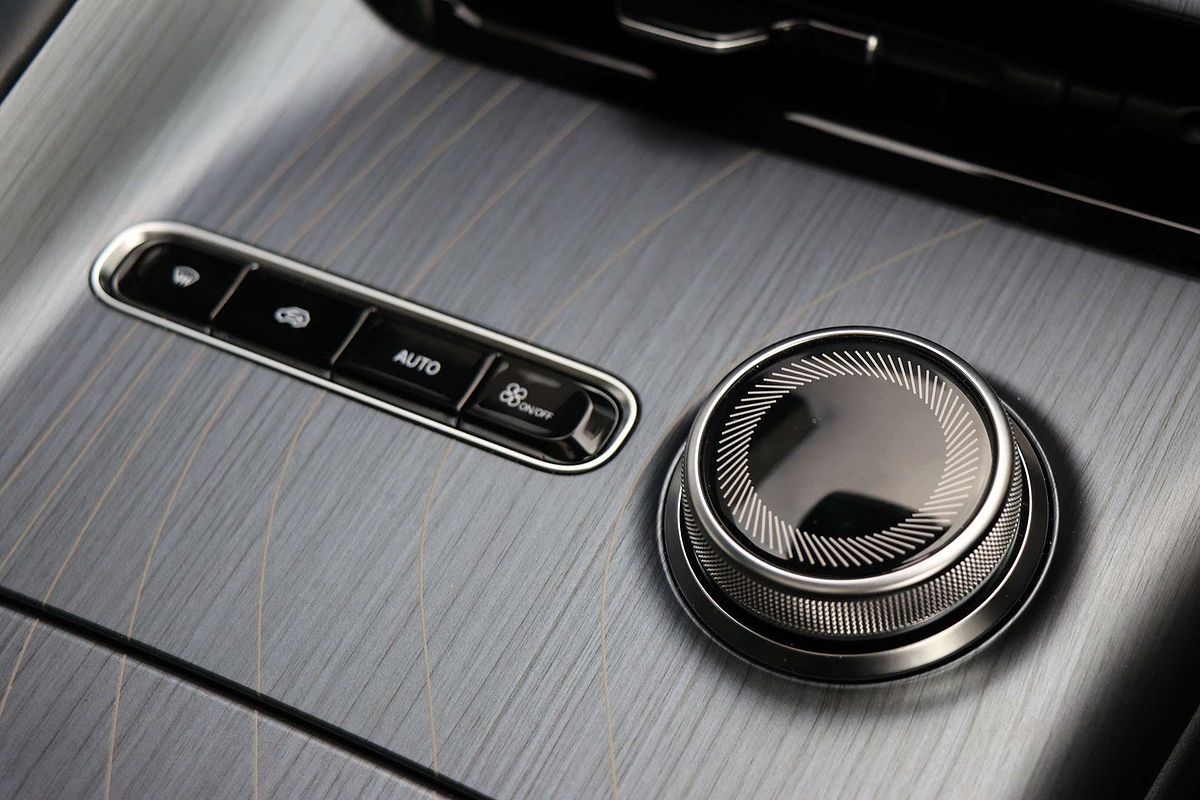 2025 Geely EX5 Inspire E245