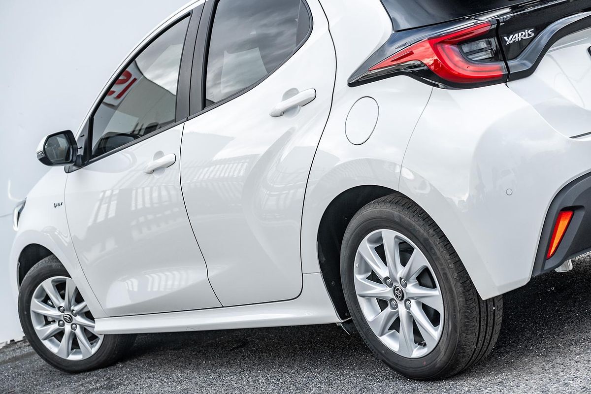 2024 Toyota Yaris SX Hybrid MXPH10R