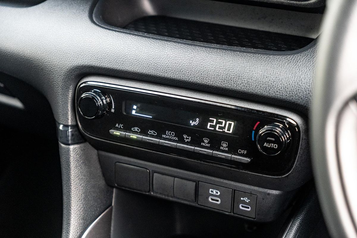 2024 Toyota Yaris SX Hybrid MXPH10R