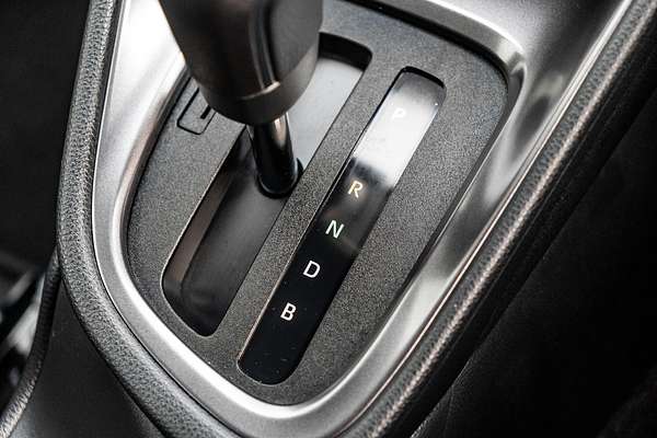 2024 Toyota Yaris SX Hybrid MXPH10R
