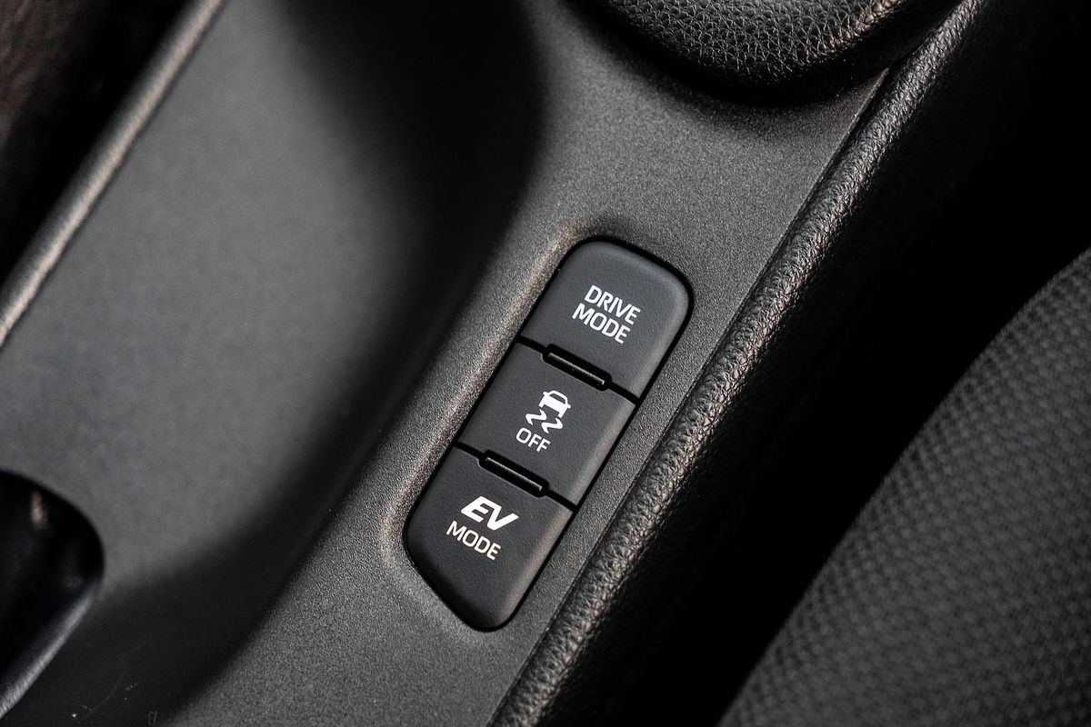 2024 Toyota Yaris SX Hybrid MXPH10R