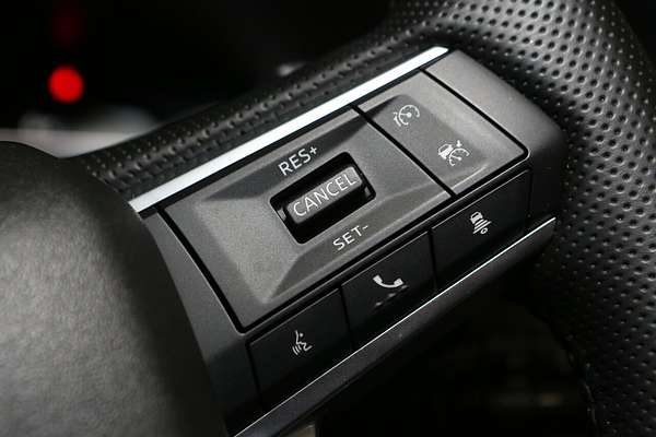 2024 Mitsubishi Outlander LS ZM