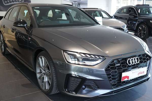 2022 Audi A4 45 TFSI S line B9