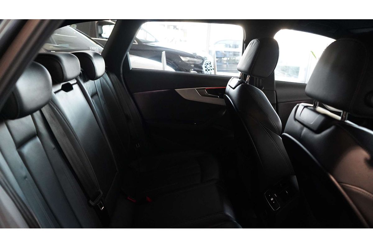 2022 Audi A4 45 TFSI S line B9
