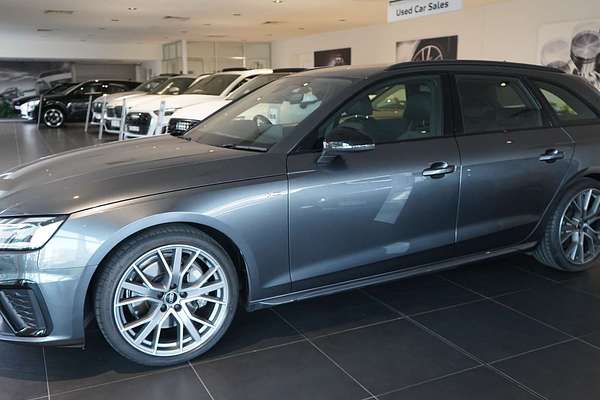 2022 Audi A4 45 TFSI S line B9