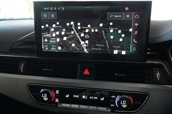 2022 Audi A4 45 TFSI S line B9