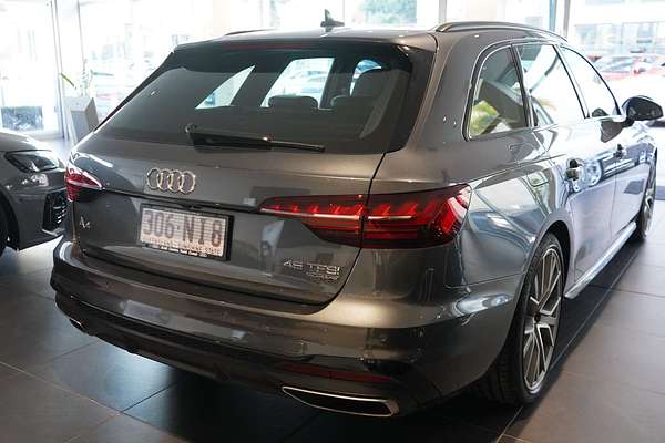 2022 Audi A4 45 TFSI S line B9