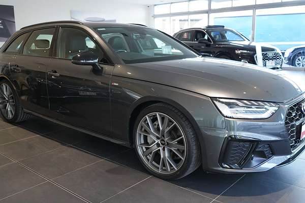 2022 Audi A4 45 TFSI S line B9