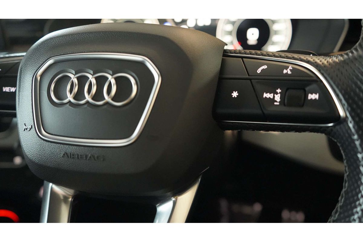 2022 Audi A4 45 TFSI S line B9