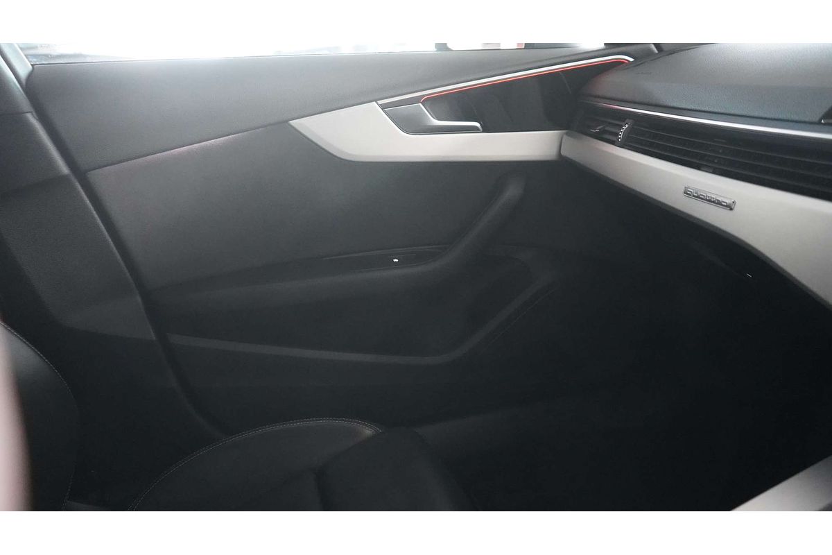 2022 Audi A4 45 TFSI S line B9