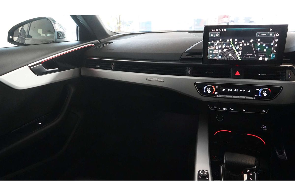 2022 Audi A4 45 TFSI S line B9