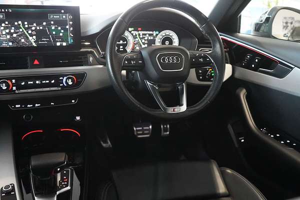 2022 Audi A4 45 TFSI S line B9