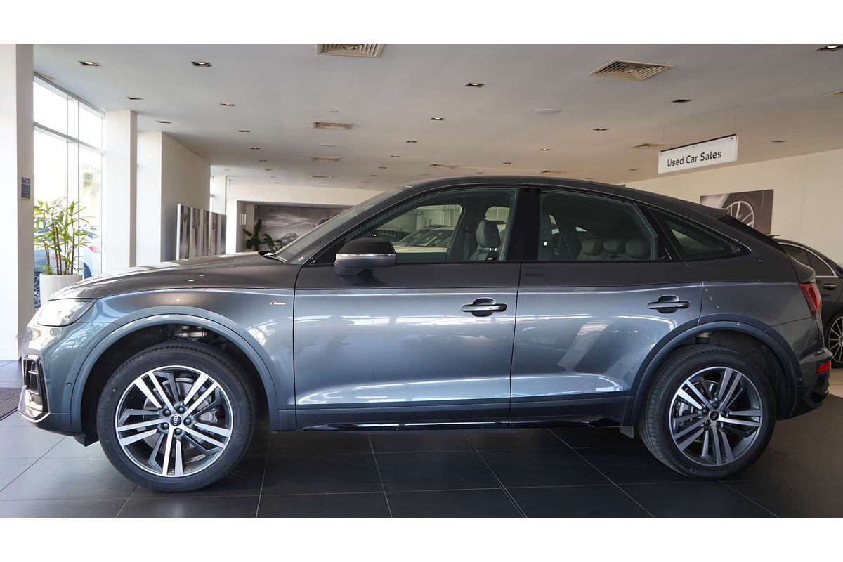 2022 Audi Q5 40 TDI S line FY