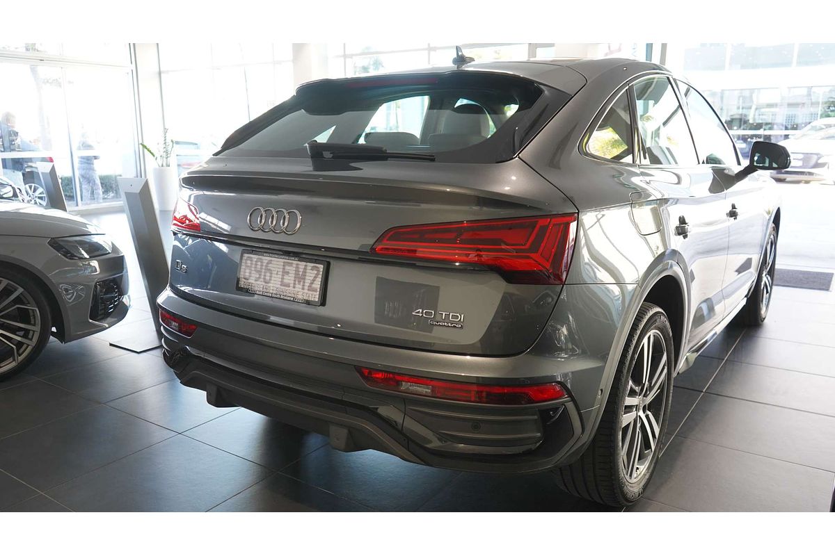 2022 Audi Q5 40 TDI S line FY