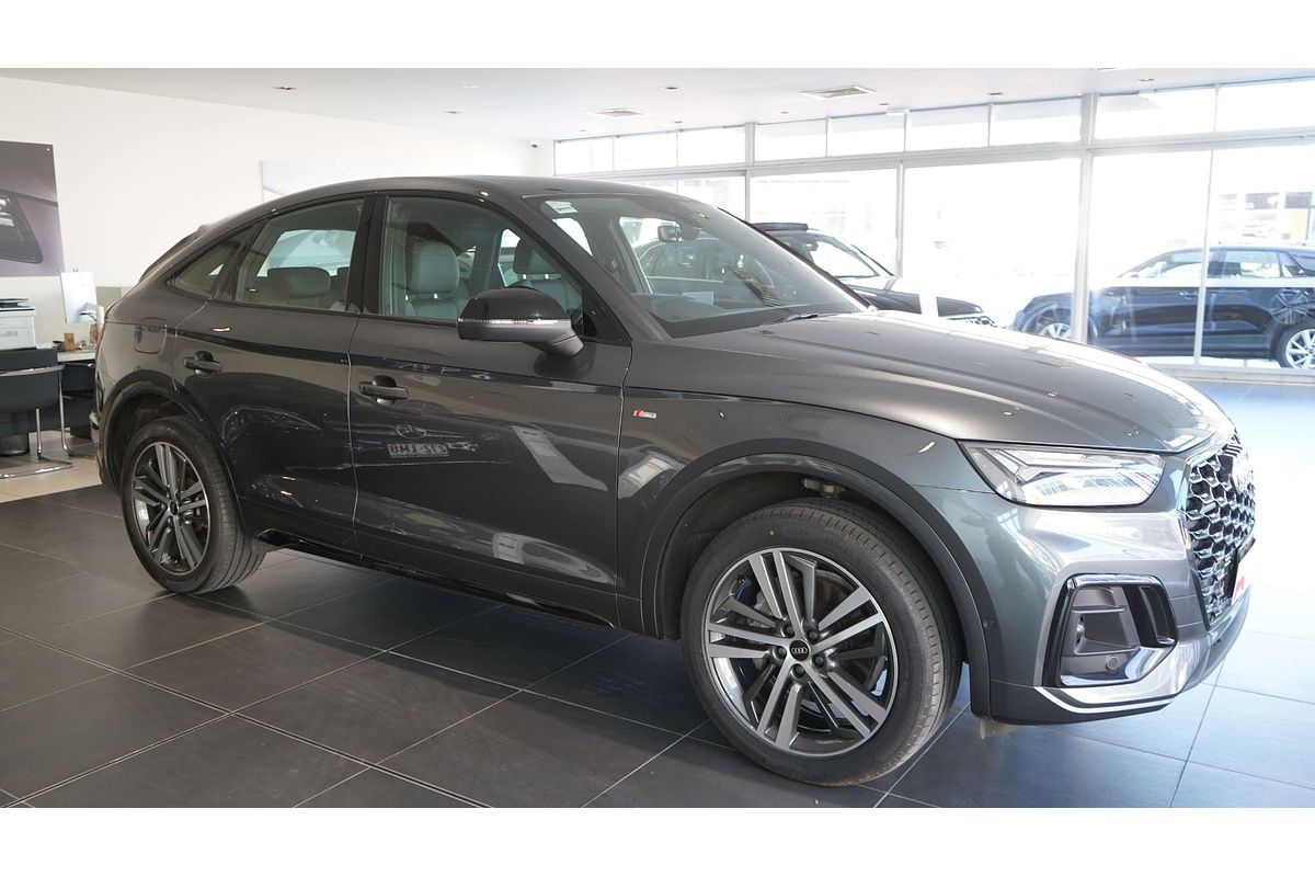 2022 Audi Q5 40 TDI S line FY