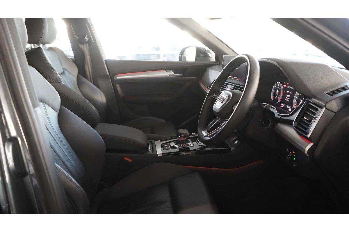 2022 Audi Q5 40 TDI S line FY