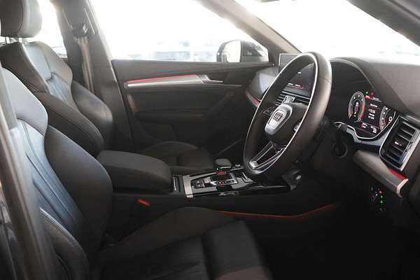 2022 Audi Q5 40 TDI S line FY