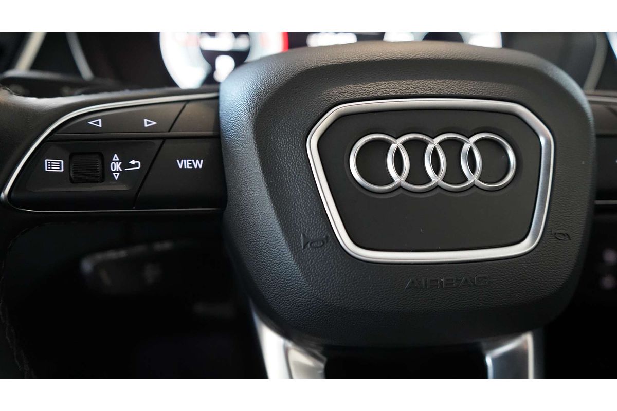 2022 Audi Q5 40 TDI S line FY