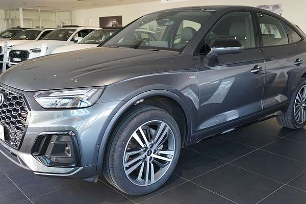 2022 Audi Q5 40 TDI S line FY