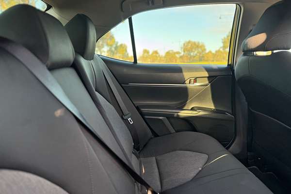 2018 Toyota Camry Ascent AXVH71R