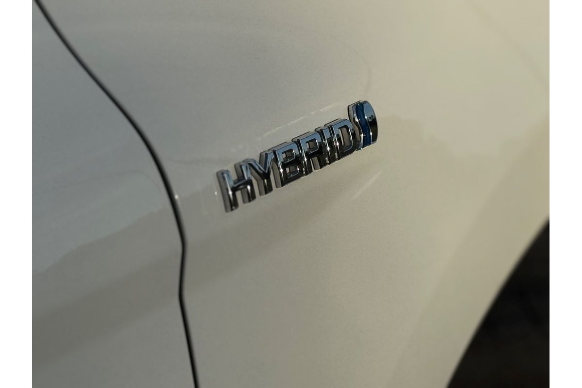 2018 Toyota Camry Ascent AXVH71R