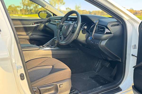 2018 Toyota Camry Ascent AXVH71R