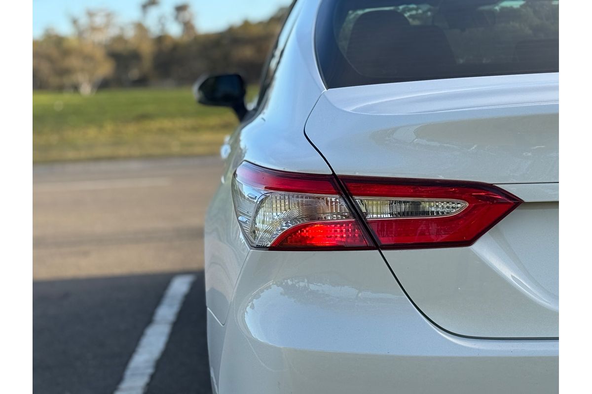 2018 Toyota Camry Ascent AXVH71R
